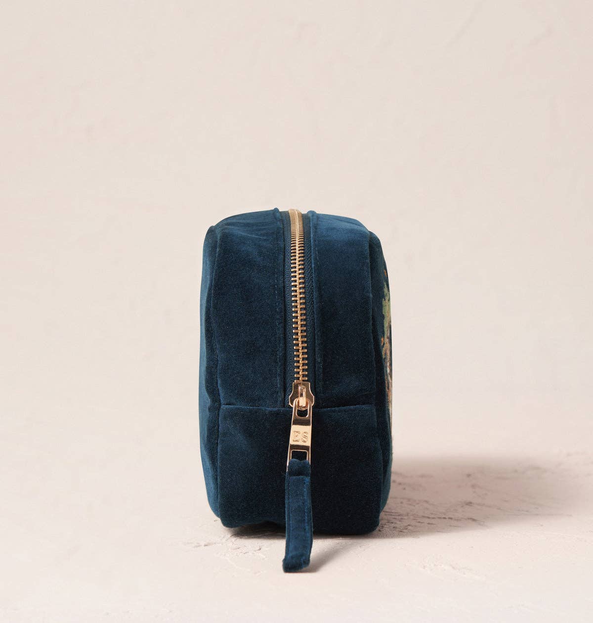 Tiger Conservation Cosmetics Bag: Velvet / Ink Blue